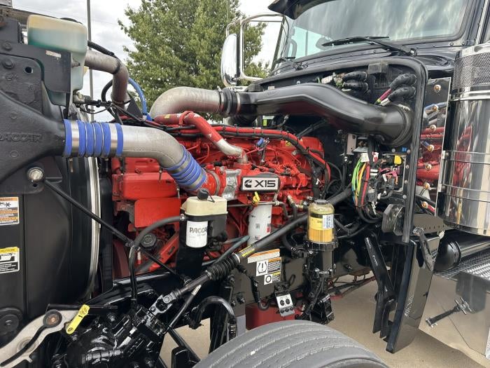 2022 Peterbilt 389 Base