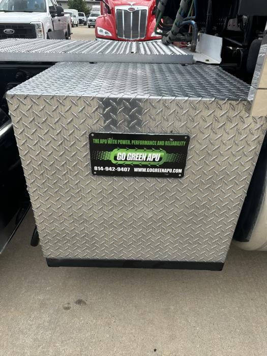 2022 Peterbilt 389 Base