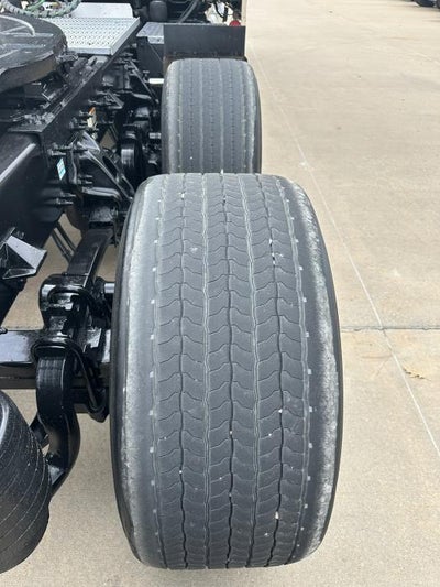 2022 Peterbilt 389 Base