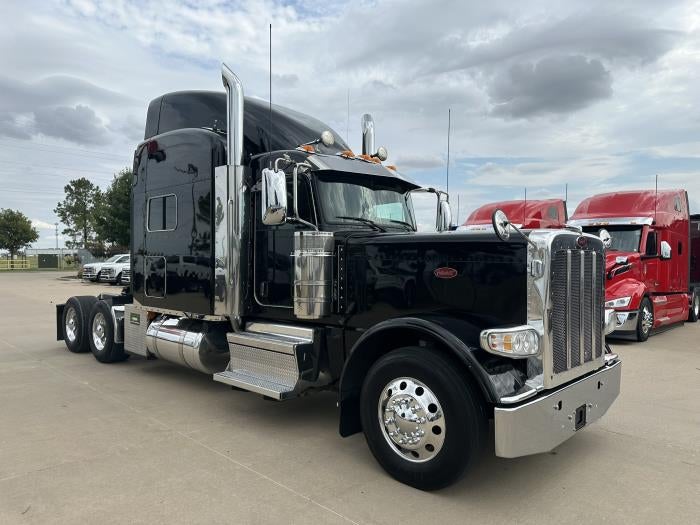 2022 Peterbilt 389 Base