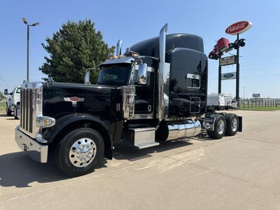 2022 Peterbilt 389 Base