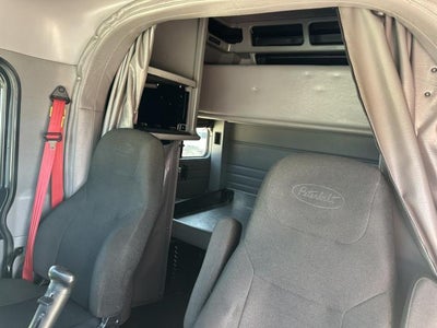 2022 Peterbilt 389 Base