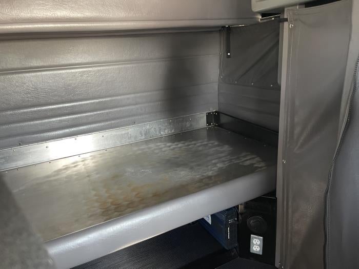 2022 Peterbilt 389 Base