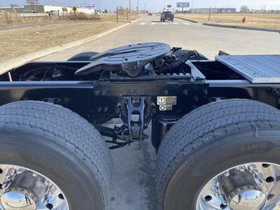 2022 Peterbilt 389 Base