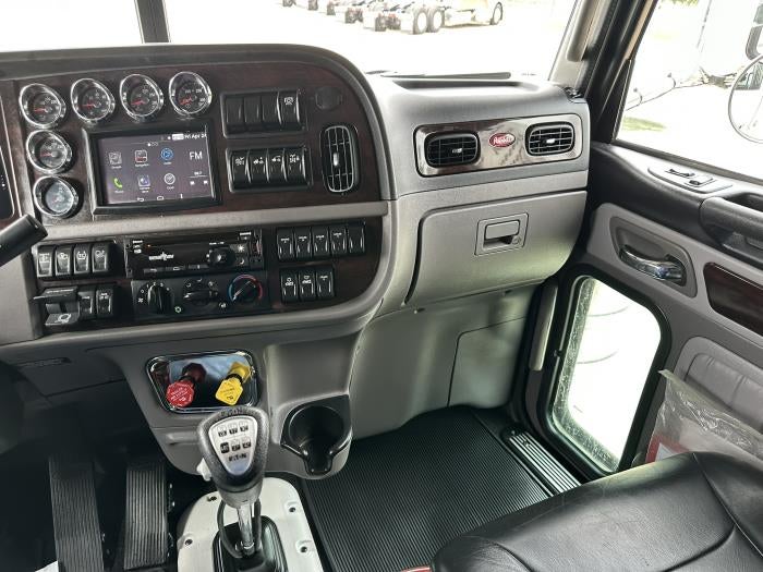 2023 Peterbilt 389 Base