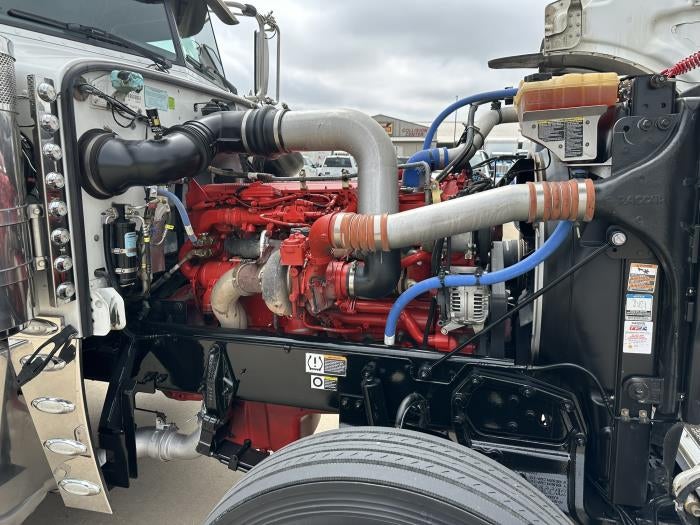 2023 Peterbilt 389 Base