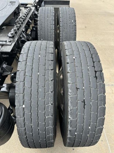 2023 Peterbilt 389 Base