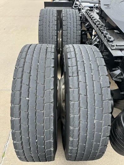 2023 Peterbilt 389 Base