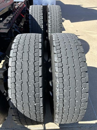 2024 Peterbilt 389 Base