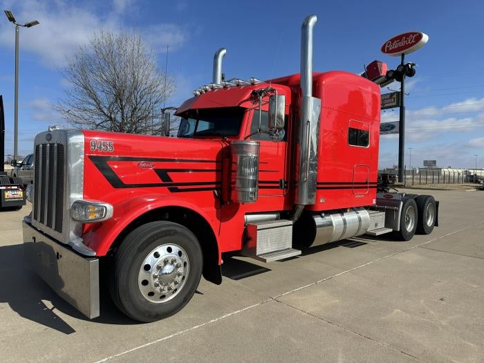 2024 Peterbilt 389 Base