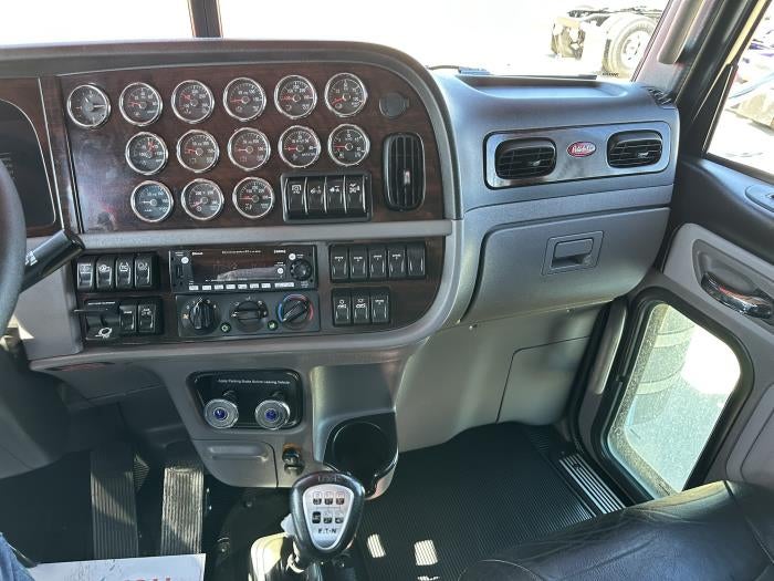 2024 Peterbilt 389 Base