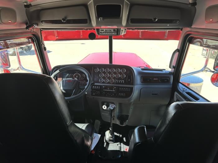 2024 Peterbilt 389 Base