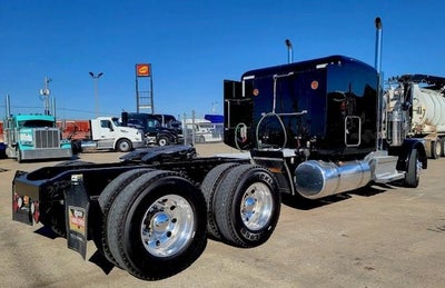 2022 Peterbilt 389 Base