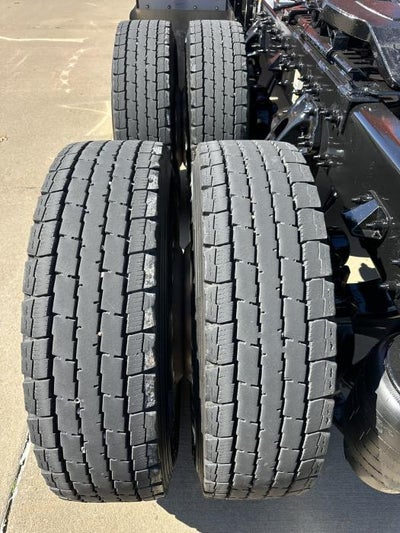 2024 Peterbilt 389 Base