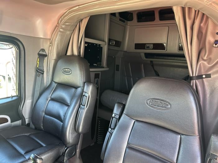 2024 Peterbilt 389 Base