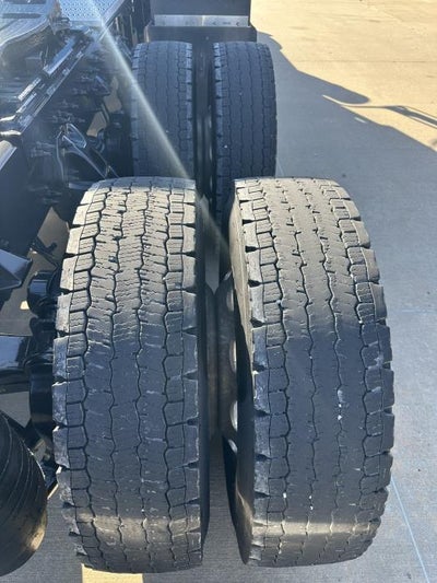 2024 Peterbilt 389 Base