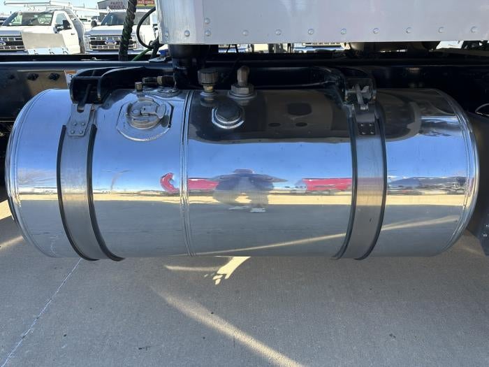 2020 Peterbilt 389 Base