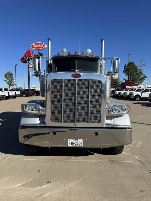 2020 Peterbilt 389 Base