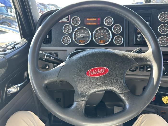 2020 Peterbilt 389 Base