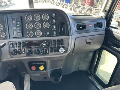 2020 Peterbilt 389 Base
