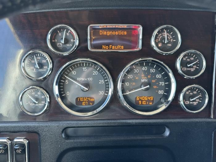 2021 Peterbilt 389 Base