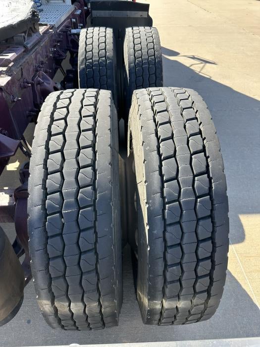 2021 Peterbilt 389 Base