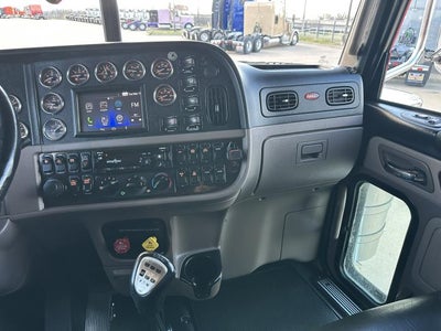 2022 Peterbilt 389 Base