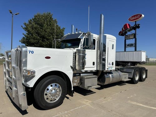 2023 Peterbilt 389 Base