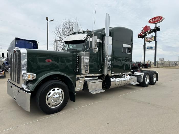 2024 Peterbilt 389 Base
