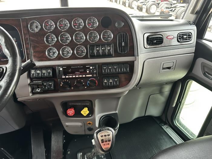 2024 Peterbilt 389 Base