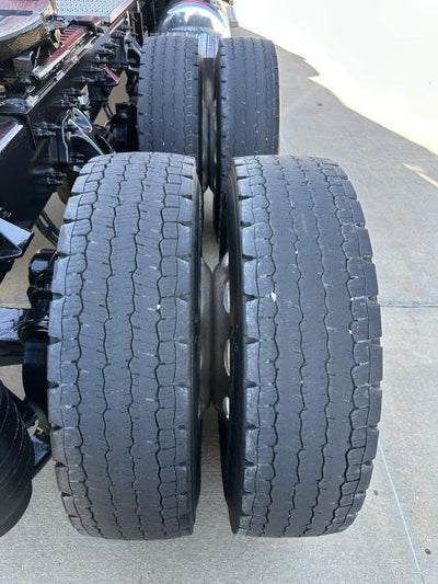 2024 Peterbilt 389 Base