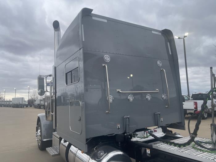 2024 Peterbilt 389 Base