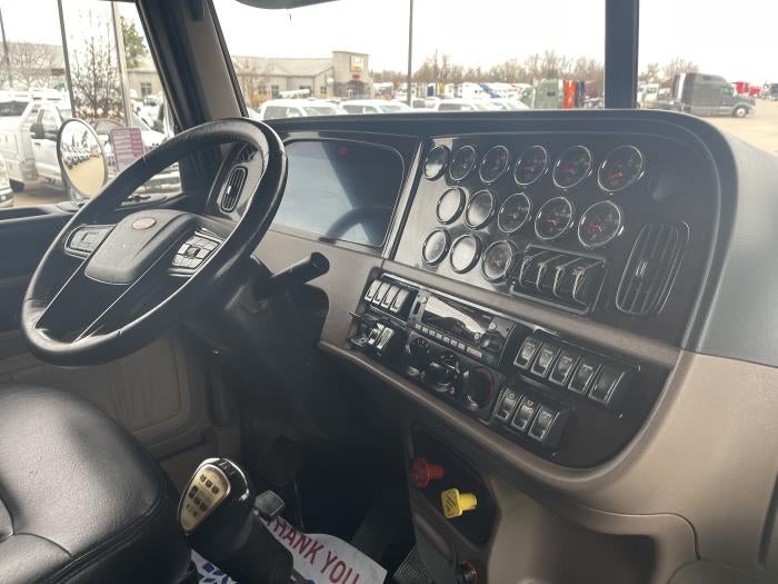 2024 Peterbilt 389 Base