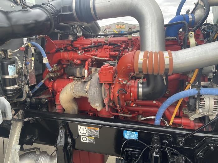 2024 Peterbilt 389 Base