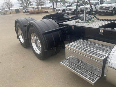 2024 Peterbilt 389 Base