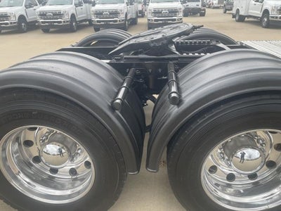 2024 Peterbilt 389 Base