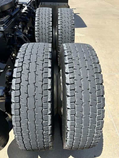 2024 Peterbilt 389 Base