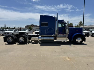 2024 Peterbilt 389 Base