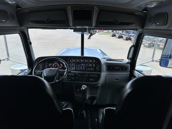 2023 Peterbilt 389 Base