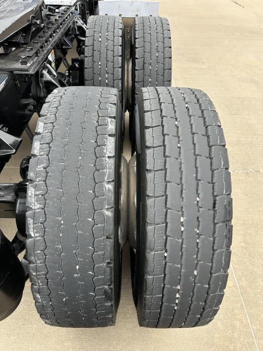 2023 Peterbilt 389 Base
