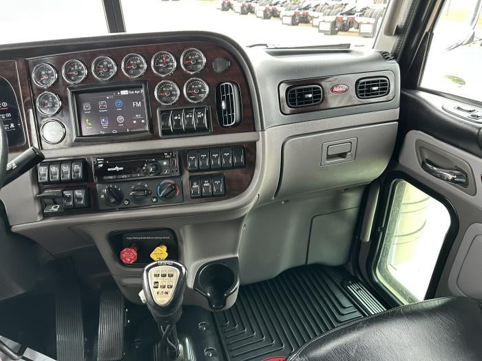 2023 Peterbilt 389 Base