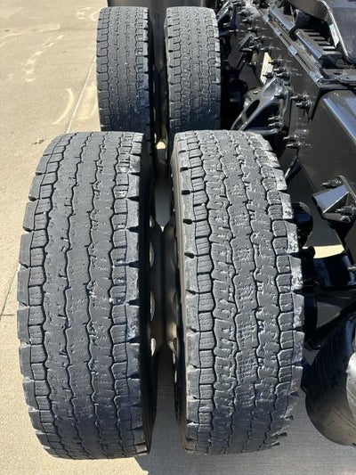 2024 Peterbilt 389 Base