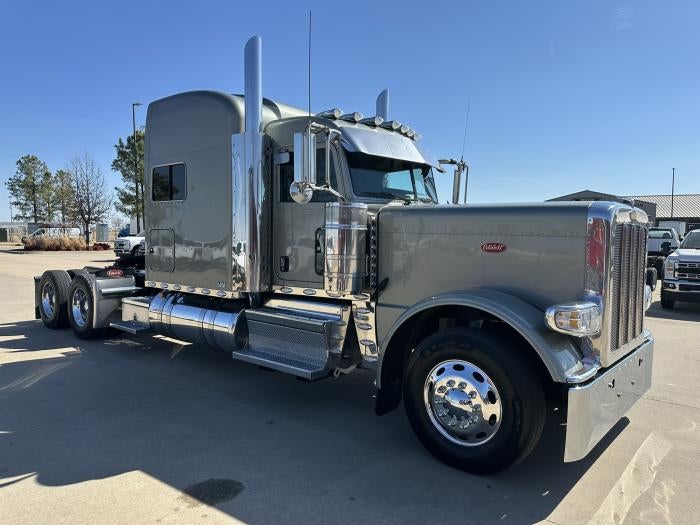 2024 Peterbilt 389 Base