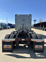 2024 Peterbilt 389 Base