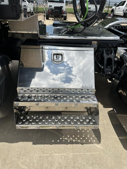 2021 Peterbilt 389 Base