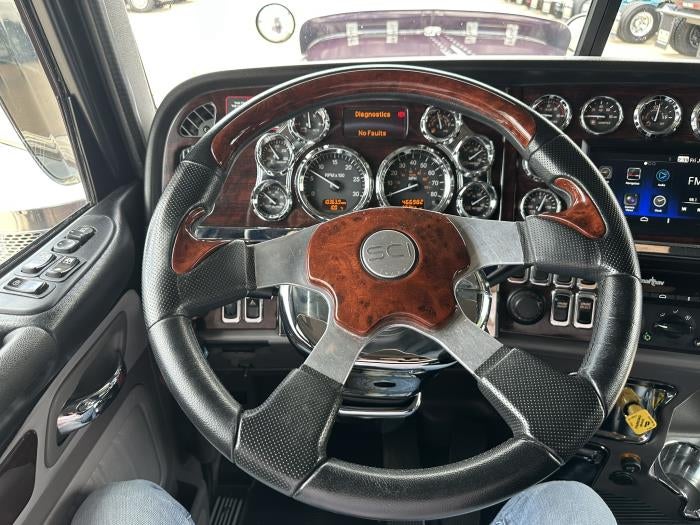 2021 Peterbilt 389 Base
