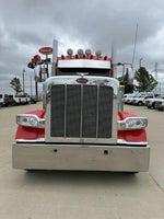 2022 Peterbilt 389 Base