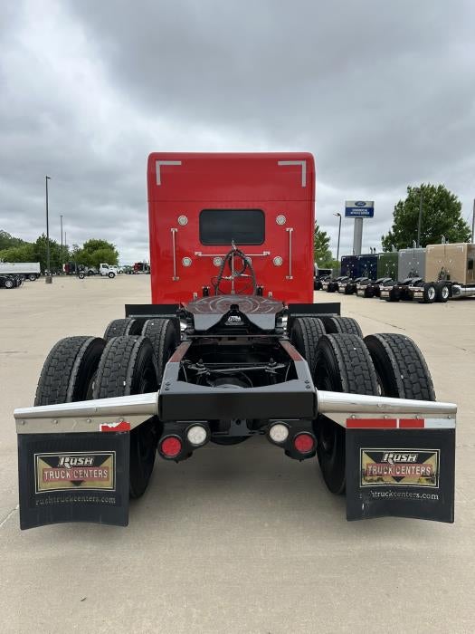 2022 Peterbilt 389 Base