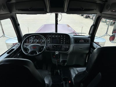 2021 Peterbilt 389 Base