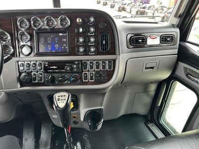 2021 Peterbilt 389 Base